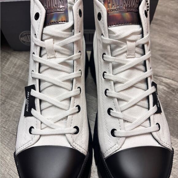 Palladium Shoes - Palladium Women’s Revolt High-Top Boots Size 8.5 New in Box
